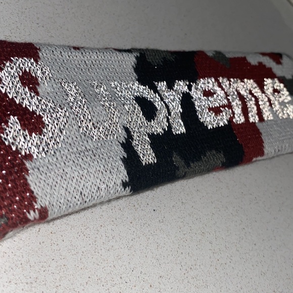 Supreme New Era Reflective Logo Headband(FW-17) Red-Camo - Picture 2 of 8